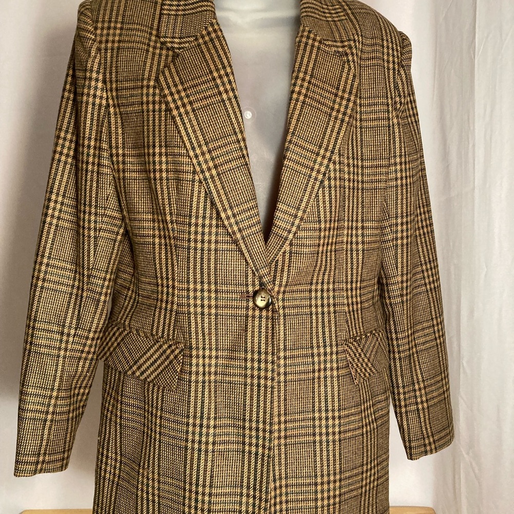 Jacket size 10 bic’e